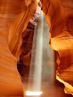 300px-USA_Antelope-Canyon
